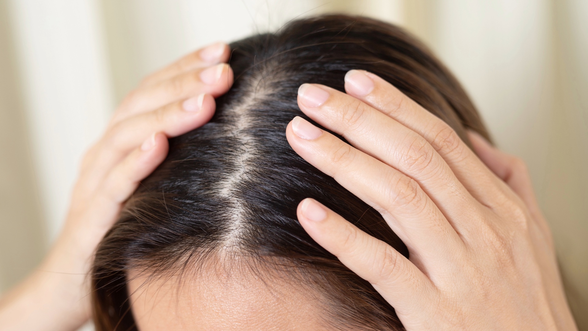 頭皮の匂いイメージ